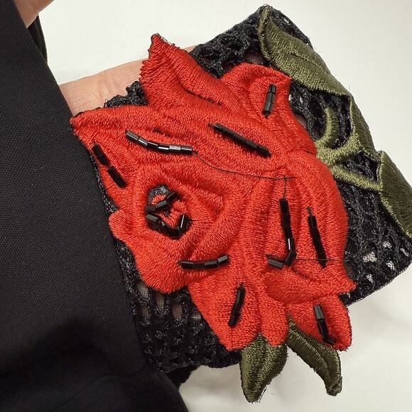 ODRELLA Black Party Dress Red ROSES Embroidered US 36 EU 34 A-Line Padded Cups - Picture 14 of 16